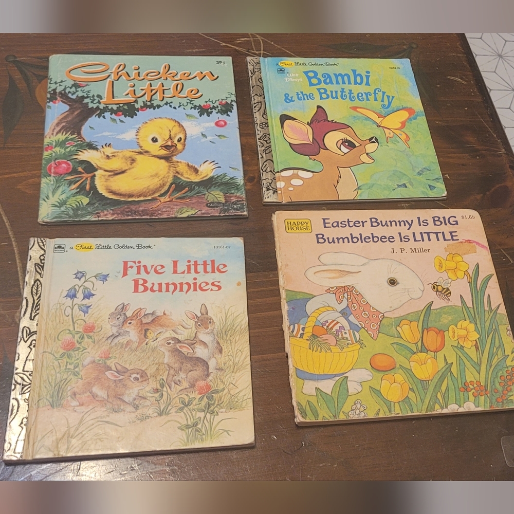 Bundle of vintage children's books